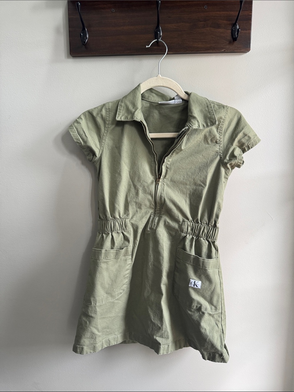Calvin Klein Jeans Olive Green Short-Sleeve Zip Front Dress, Size 8/10